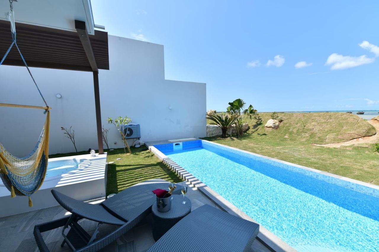 Feliz Villa Suite Irabujima Sawada Miyakojima  Buitenkant foto